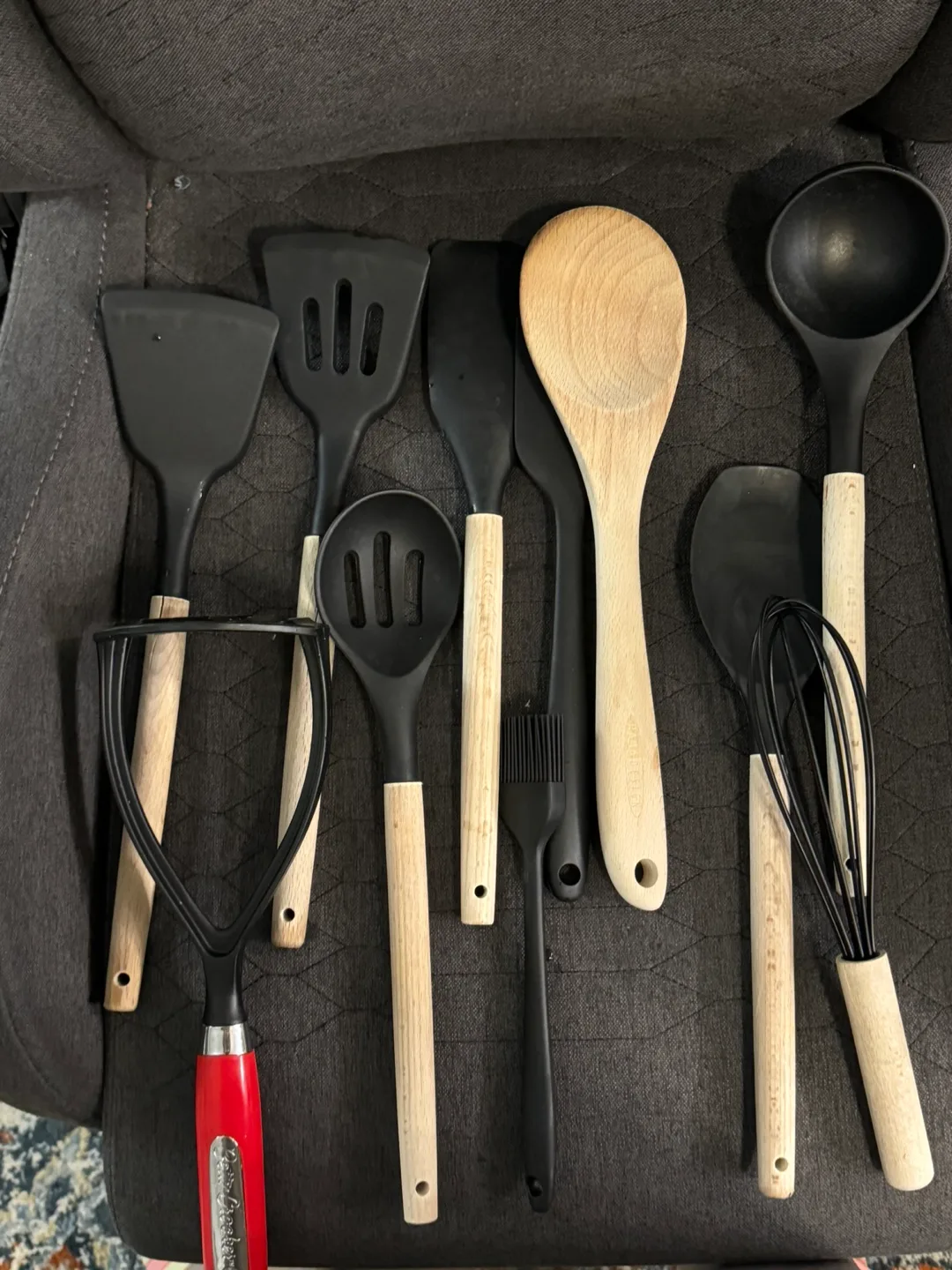 Set of 12 Kitchen Utensils thumbnail