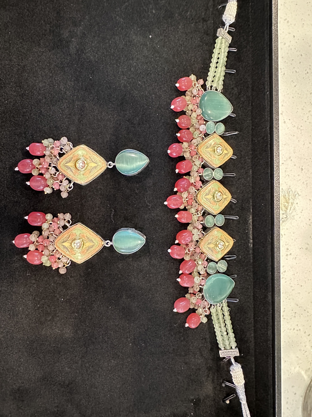 Green and Pink Beaded Choker Necklace and Earrings Set - photo 2