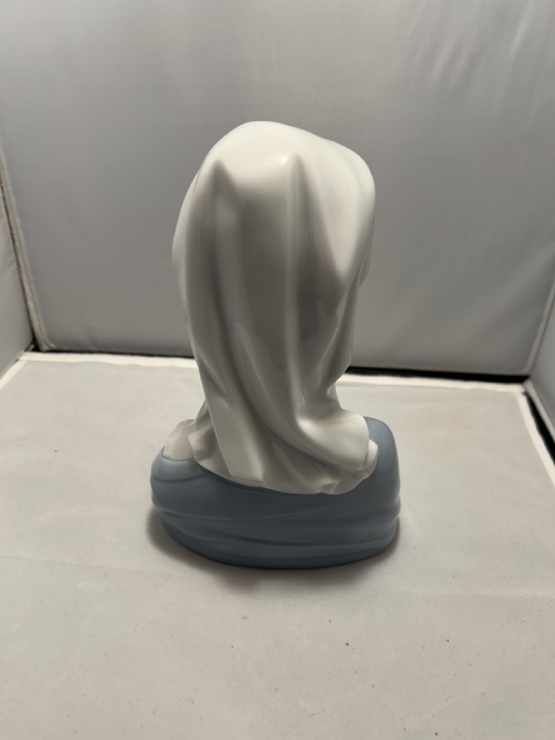 Lladro Virgin Mary Bust - photo 4