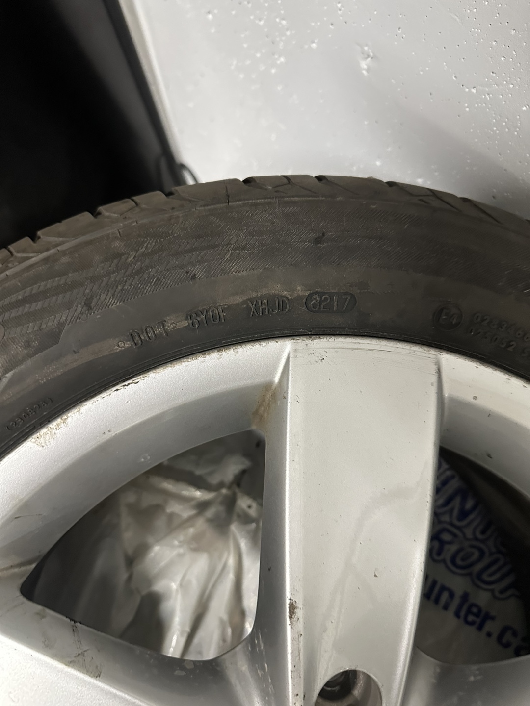 VW 16 inch Alloy Wheels with Tires - photo 5