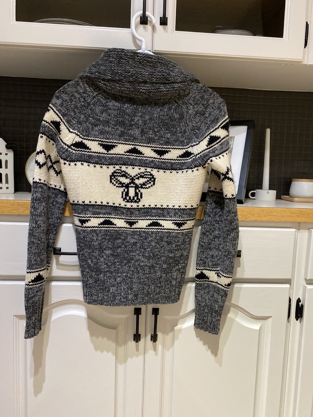 Women's Grey & White Patterned Sweater - photo 2