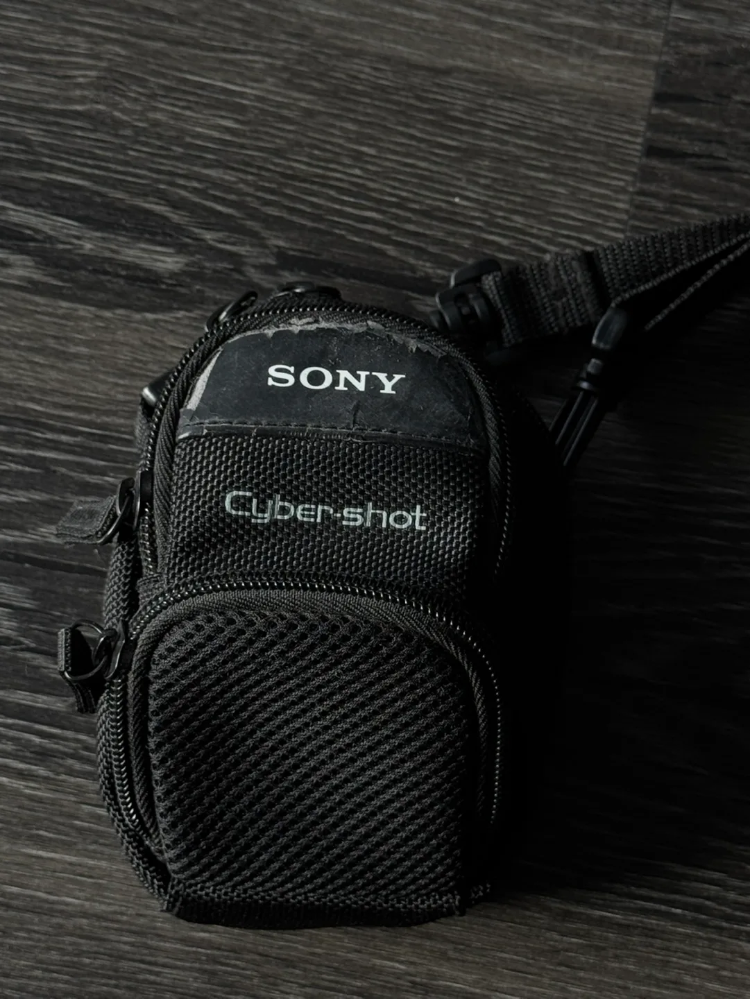 Small Sony camera bag #freecycle thumbnail