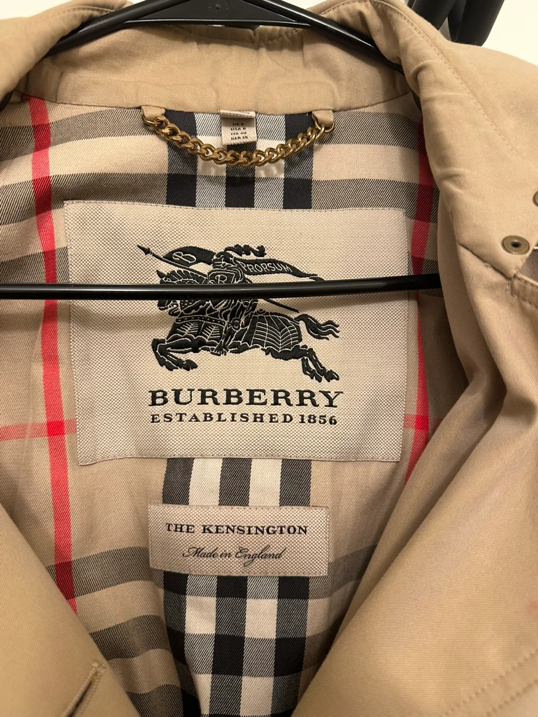 Burberry The Kensington Trench Coat image indicator(2)