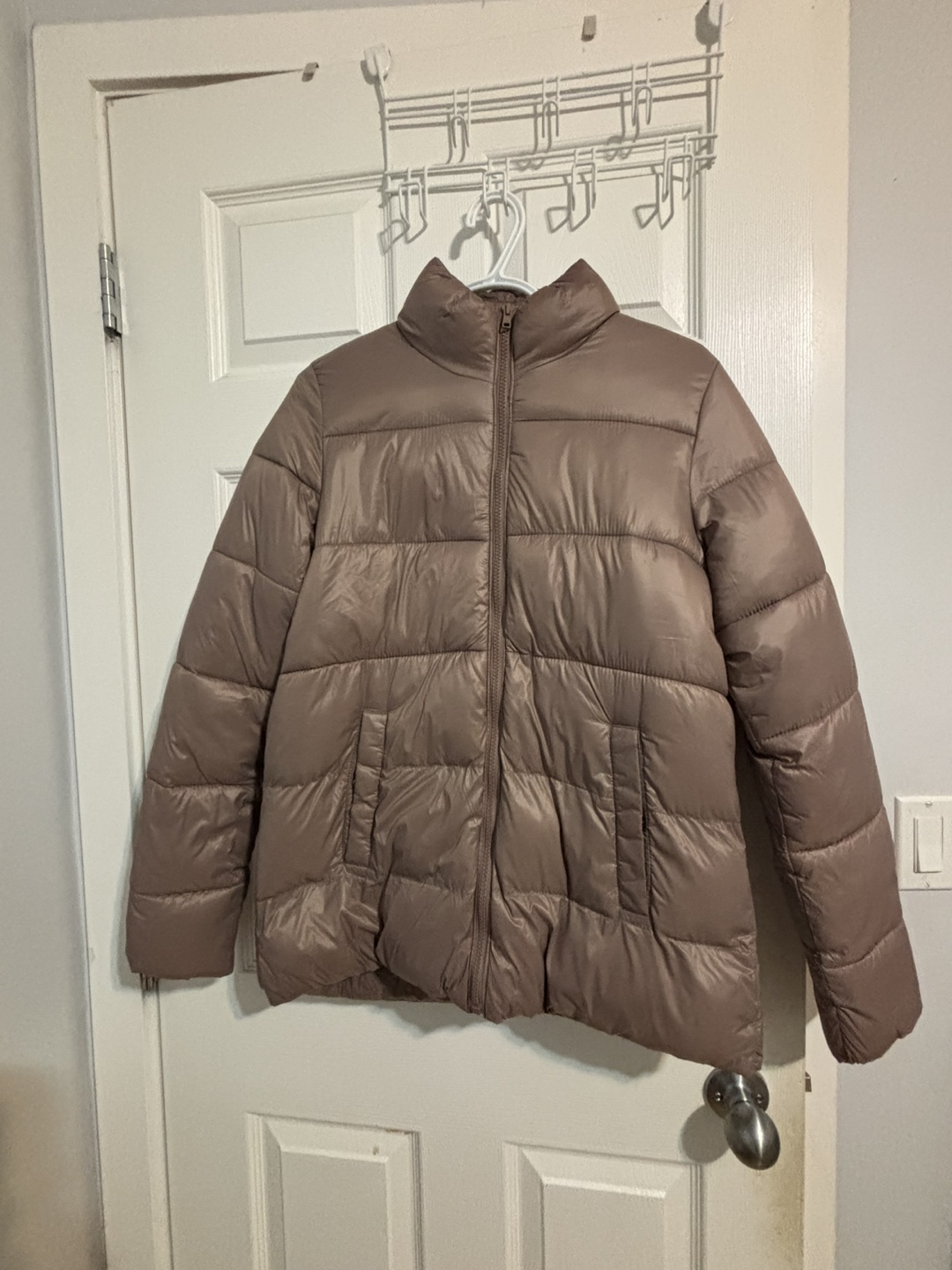 Old Navy Women’s Puffer Jacket (Sizes L & M) & Negotiable price