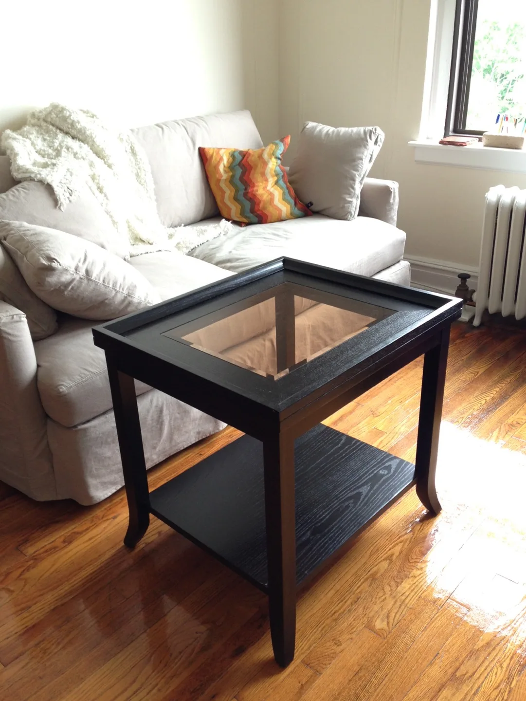 Black End Table with Shelf image indicator(6)
