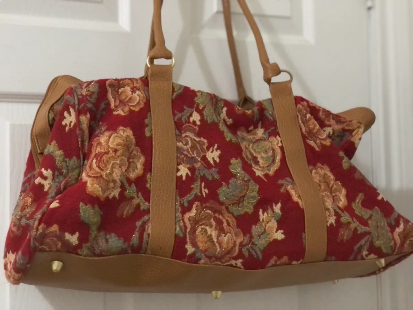 AVON Vintage Floral Tapestry Weekender Bag image indicator(2)