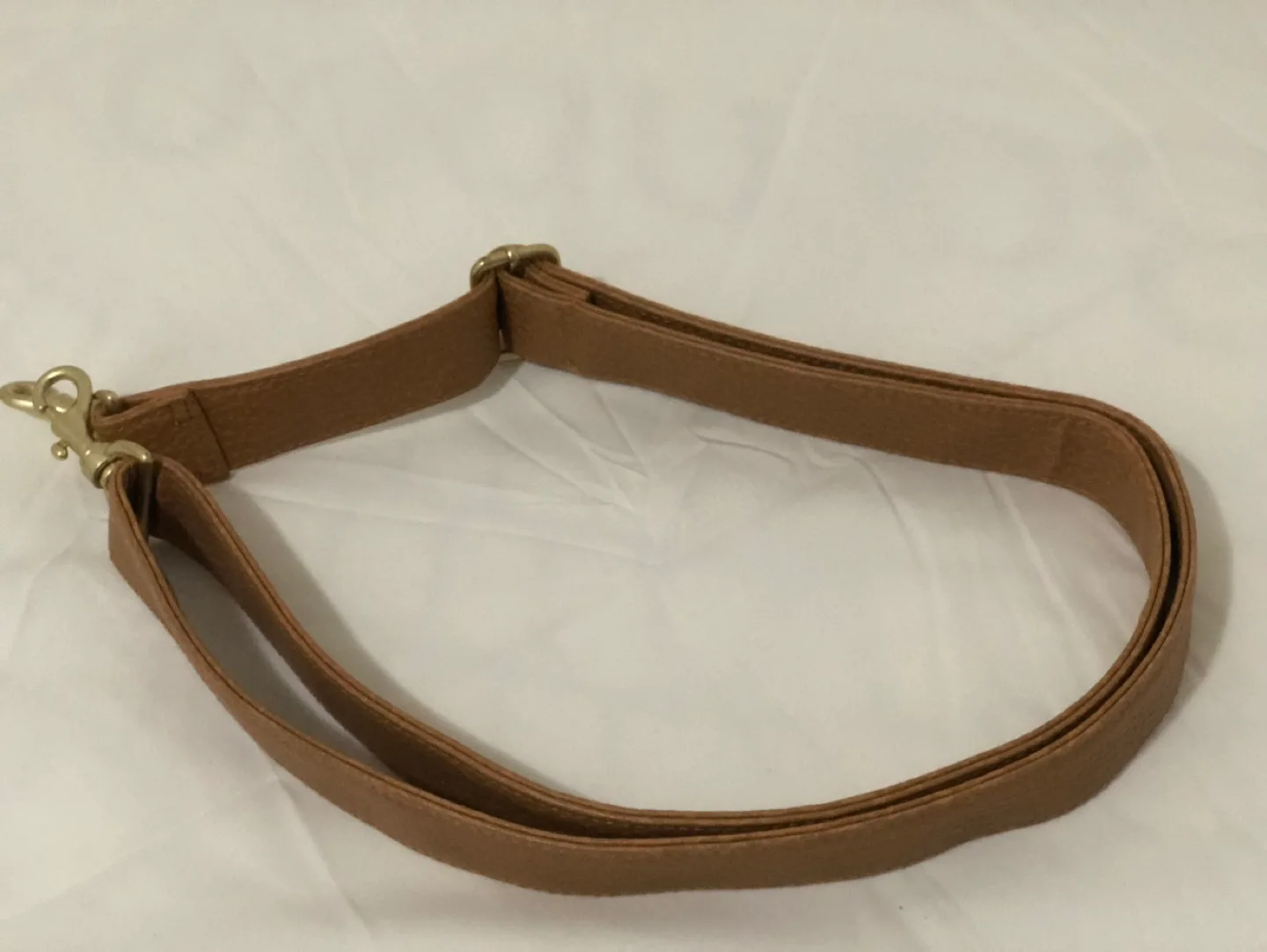 AVON Vintage Floral Tapestry Weekender Bag image indicator(7)