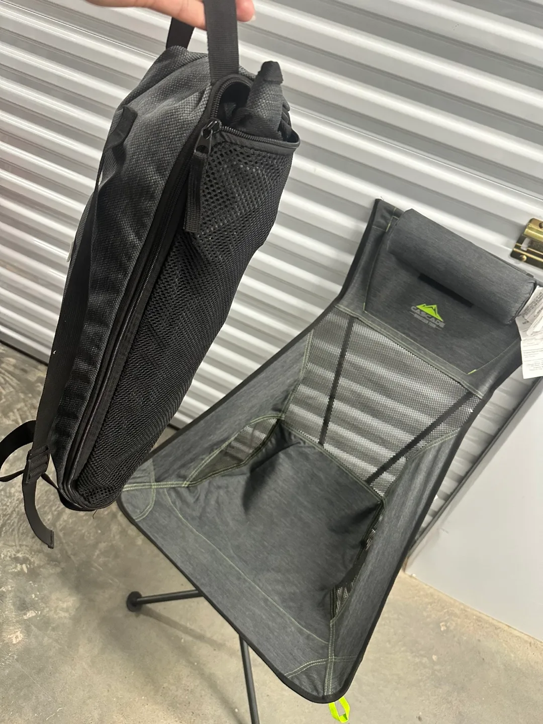 Campside Folding Chair with Headrest and Carrying Case image indicator(2)