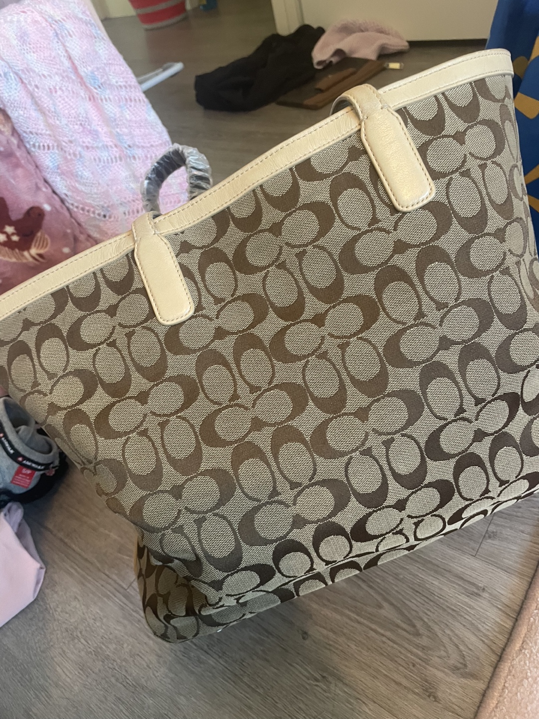 Coach Signature Tote Bag