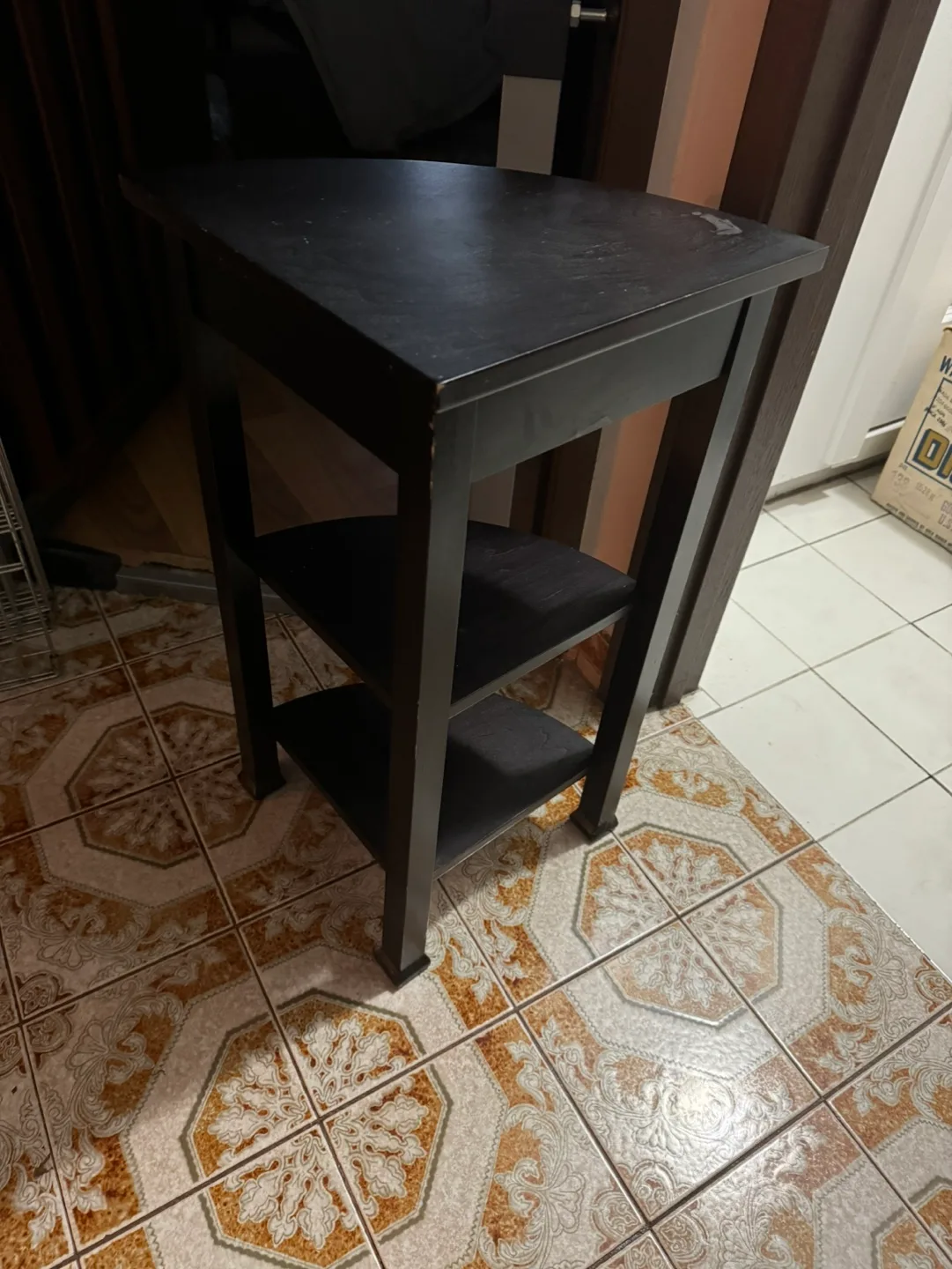 Corner Shelf Table thumbnail