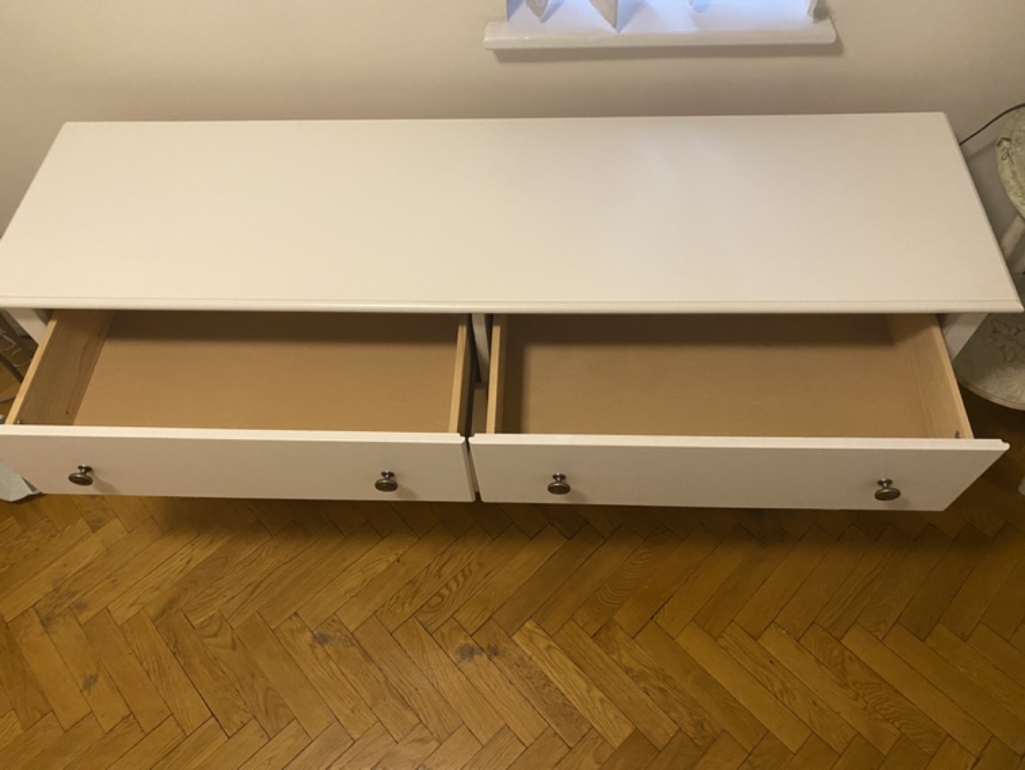 White 6 Drawer Dresser - photo 3