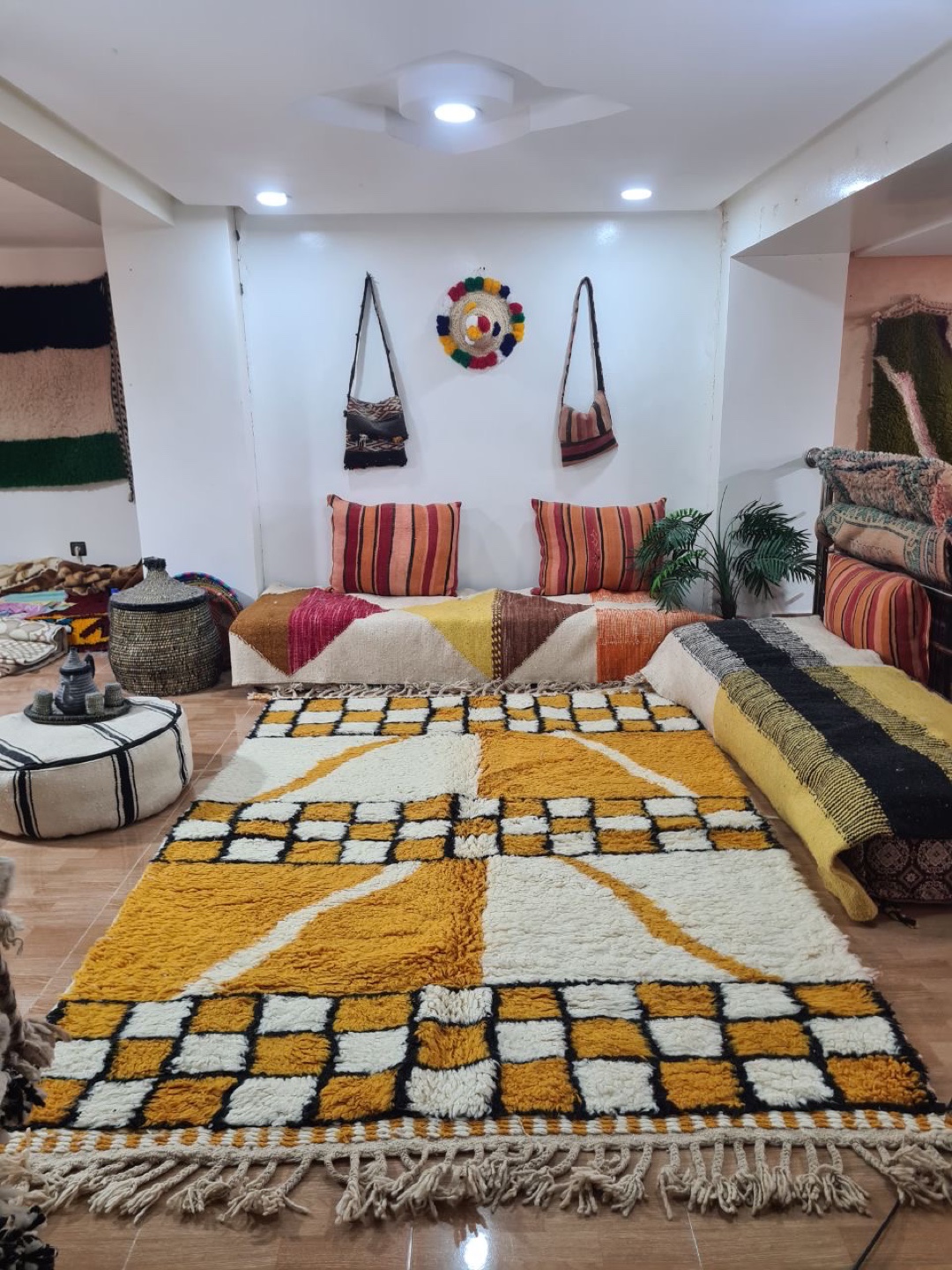Moroccan Berber Wool Rug - photo 2