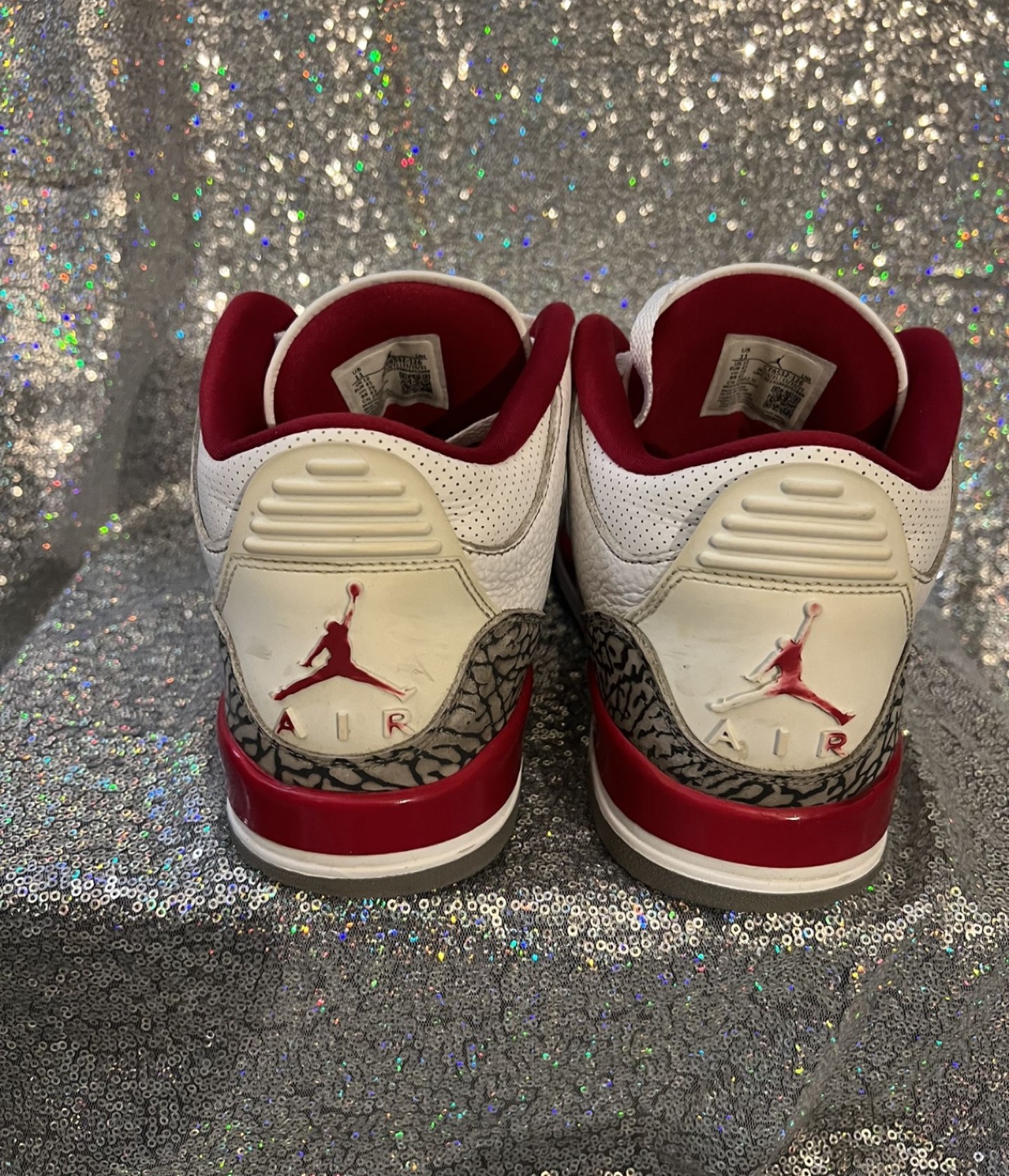 Air Jordan 3 Retro White/Cement Grey/Red - photo 2