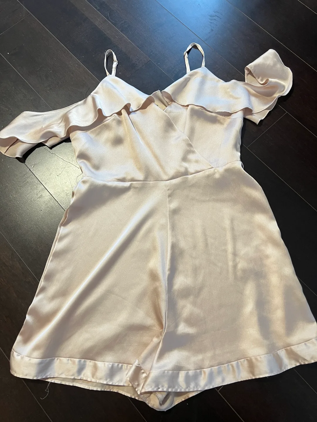 Urban outfitters Peach Satin Jumpsuit image indicator(6)