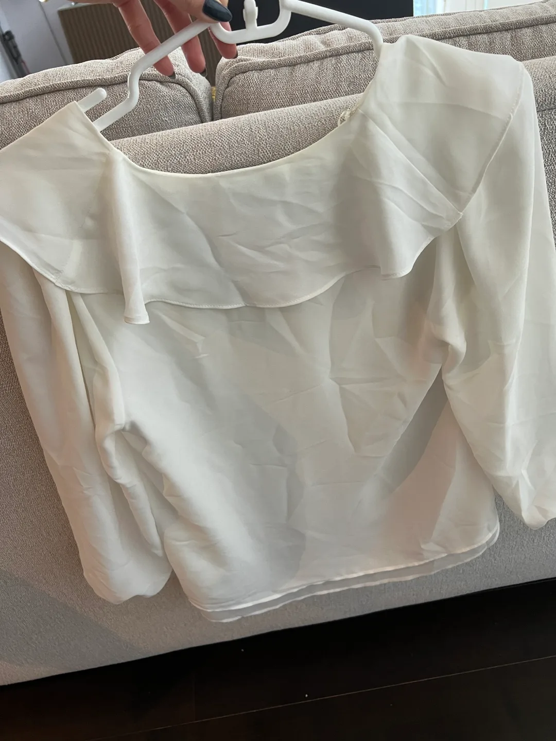 White Zara Blouse with Ruffled Collar image indicator(3)