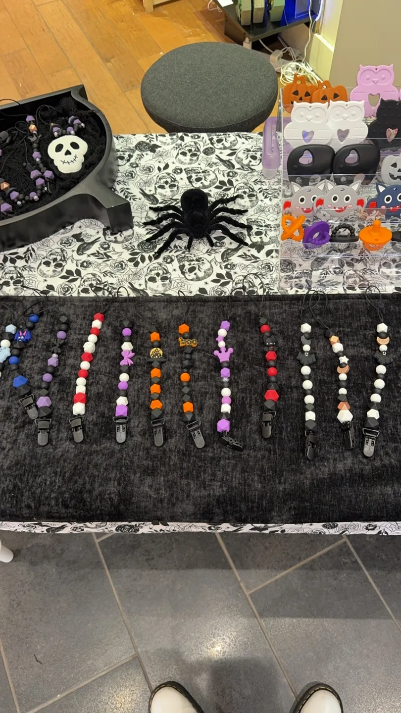 Halloween Silicone Teethers & Soothers image indicator(2)