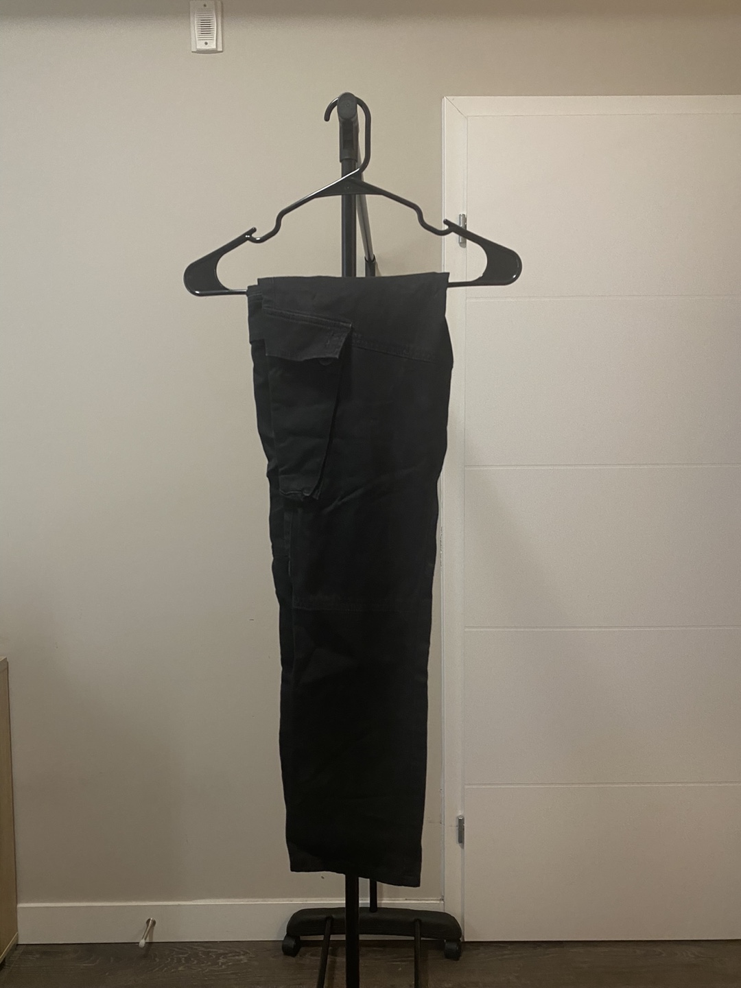 Black Cargo Pants - photo 2
