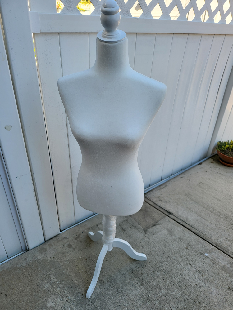 White Female Dress Form Mannequin