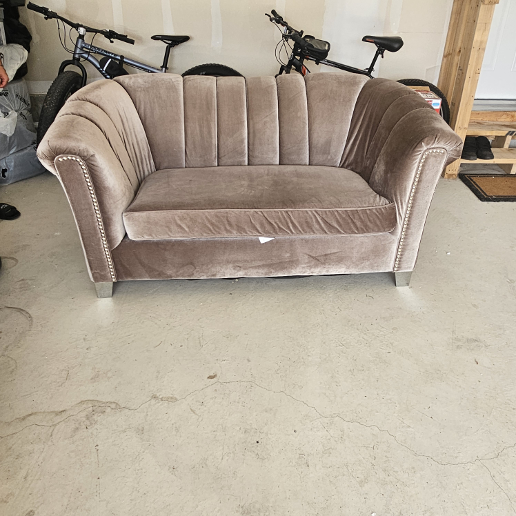 Velvet Loveseat gray