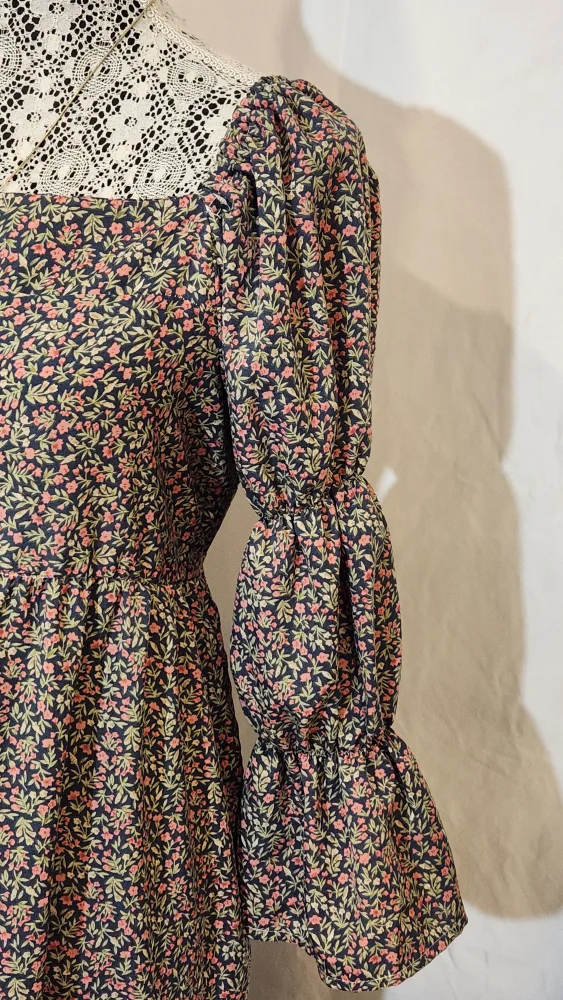 Floral Maxi Dress with Puff Sleeves image indicator(3)
