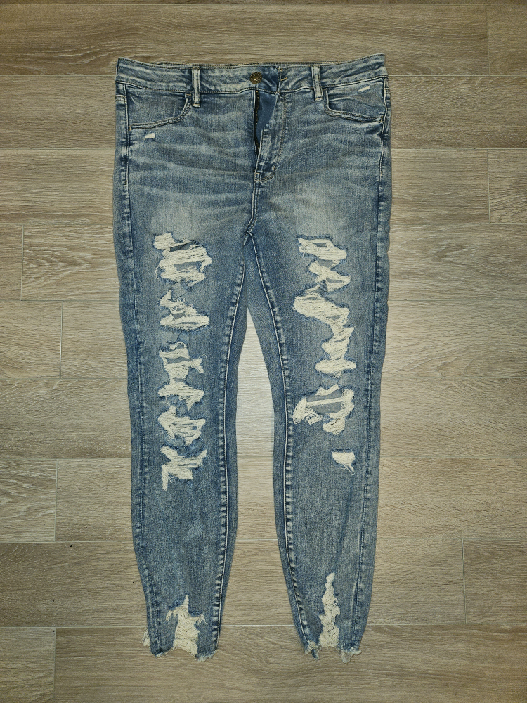 American Eagle Ripped Skinny Jeans