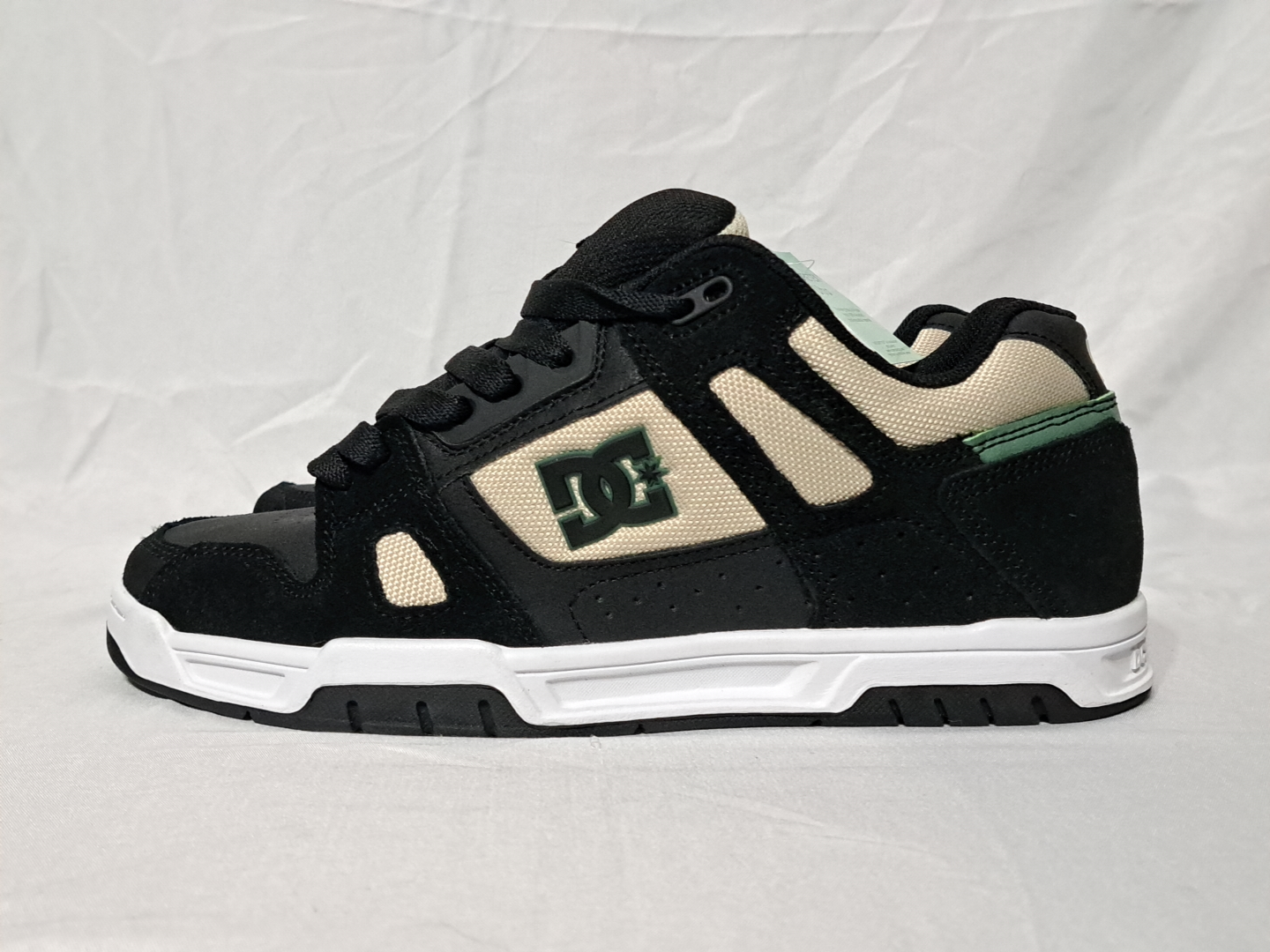 DC Shoes Men's Stag Skateboarding Shoes New - photo 3