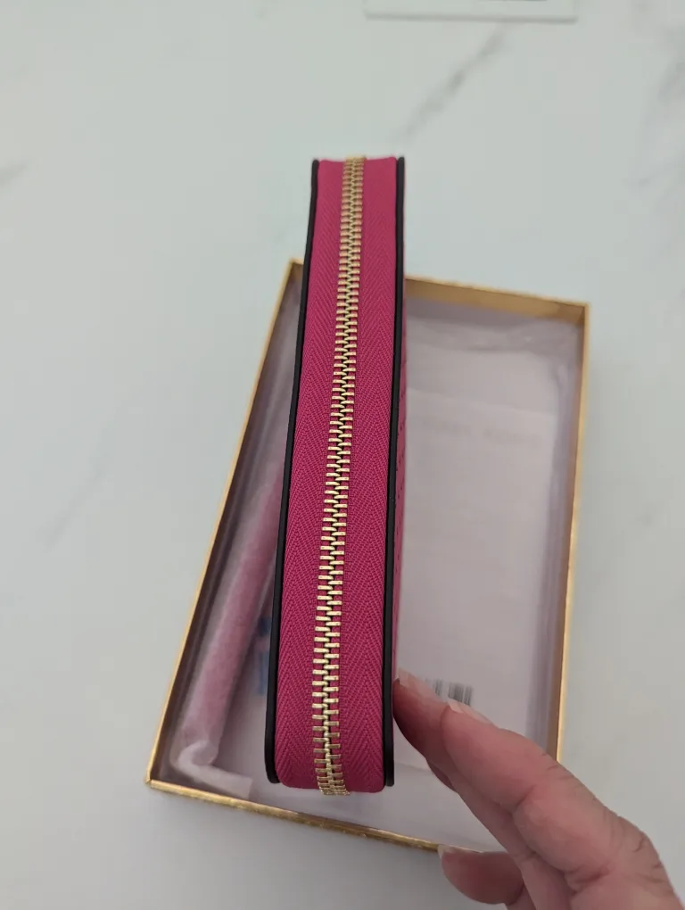 Pink Michael Kors gold Stars cutout Wristlet wallet image indicator(4)