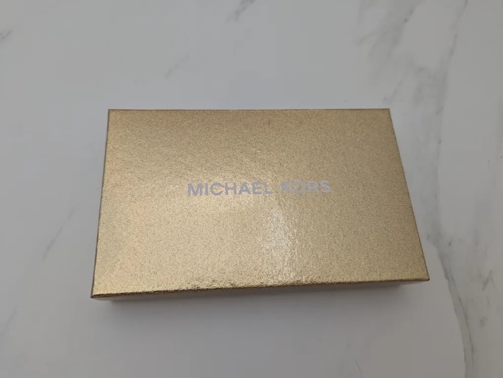 Pink Michael Kors gold Stars cutout Wristlet wallet image indicator(7)