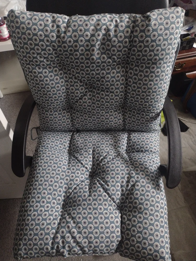 IKEA Office Desk and Chair Set image indicator(5)