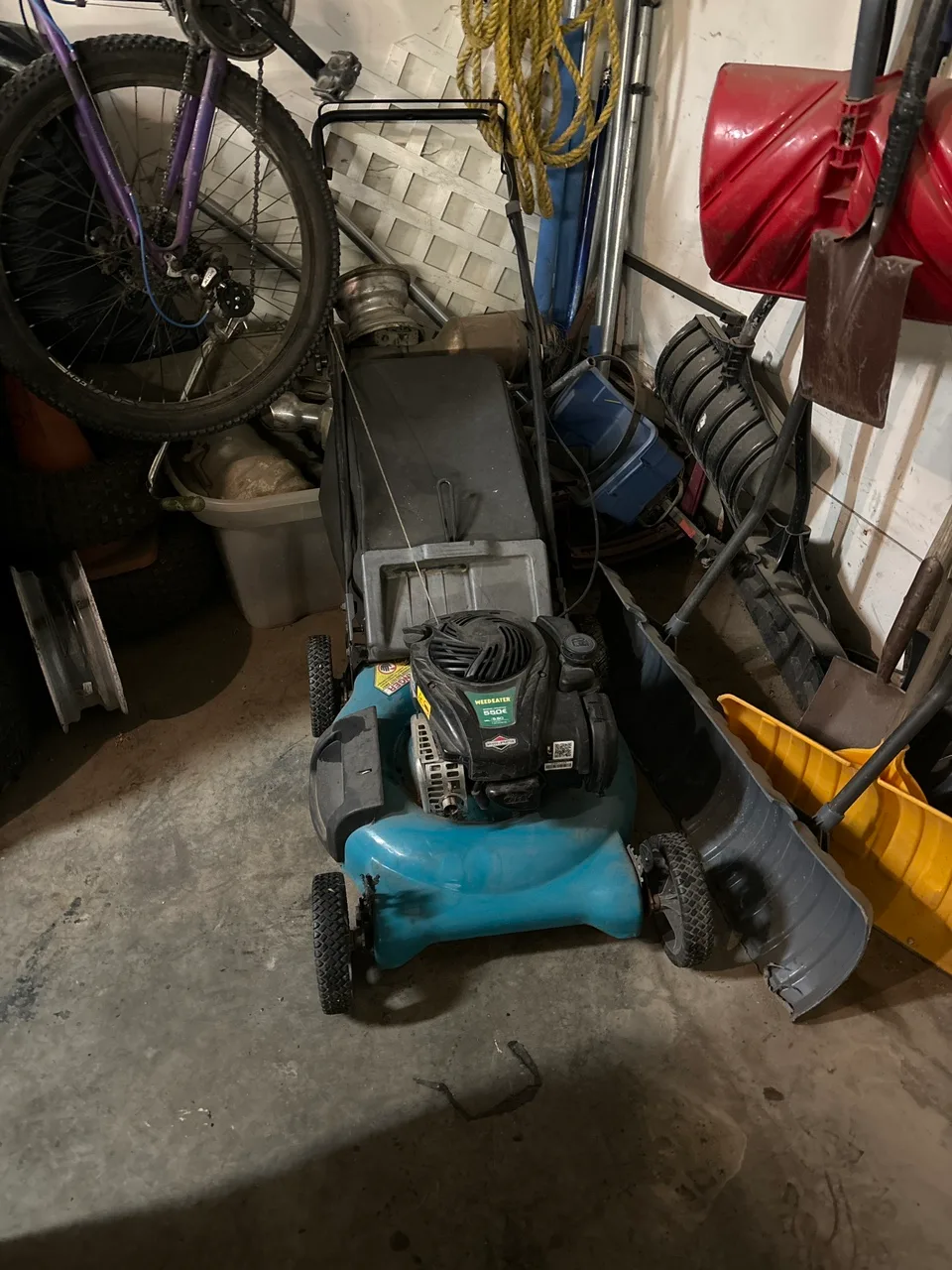 Weed Eater Lawnmower thumbnail