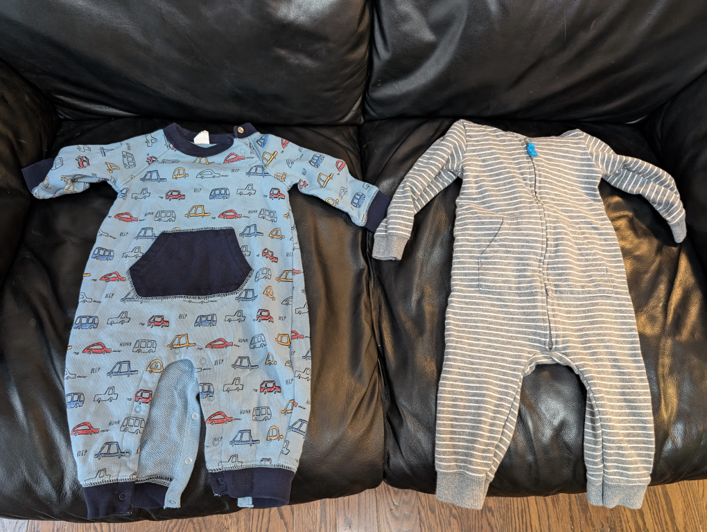 2 Baby boy jumpsuits 6-12M