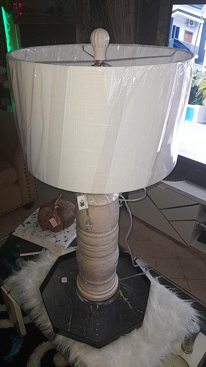Table Lamp with White Shade - photo 3