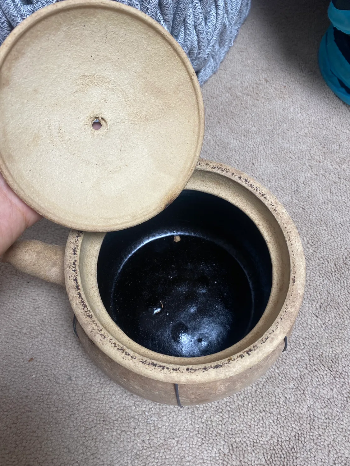 Clay Teapot with Lid and Wire image indicator(3)