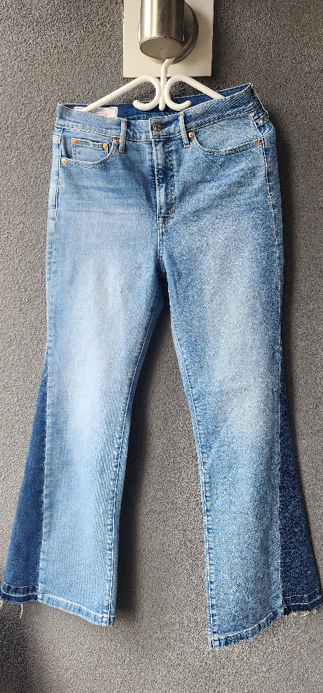 Gap 70s Flare High Rise Jeans - Size 30R