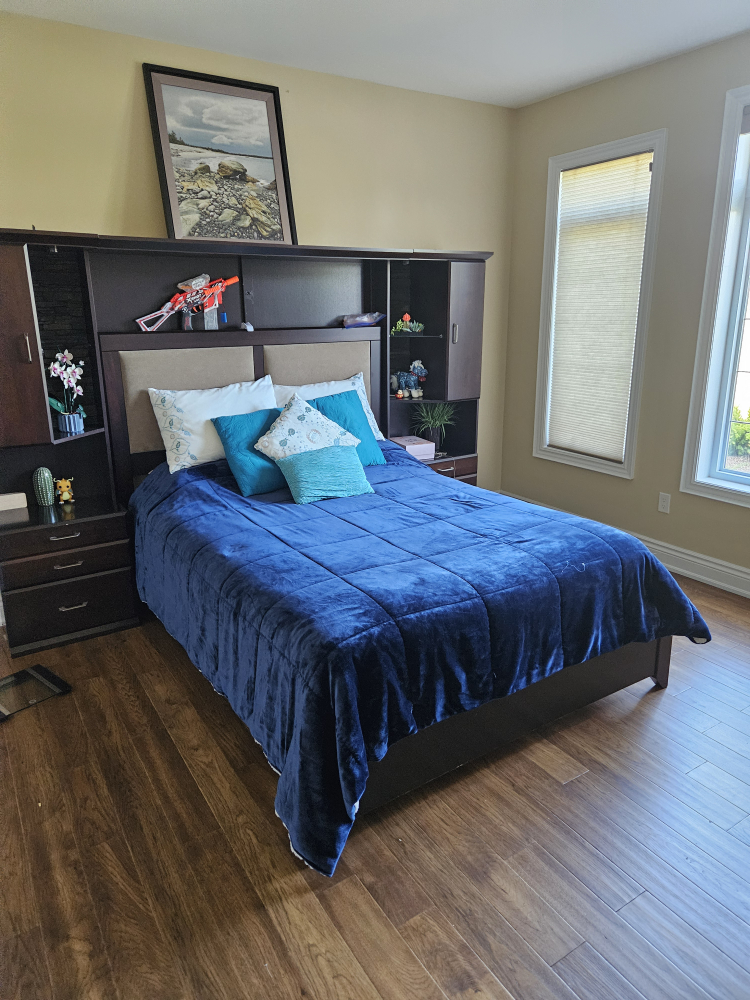 queen bed - photo 2
