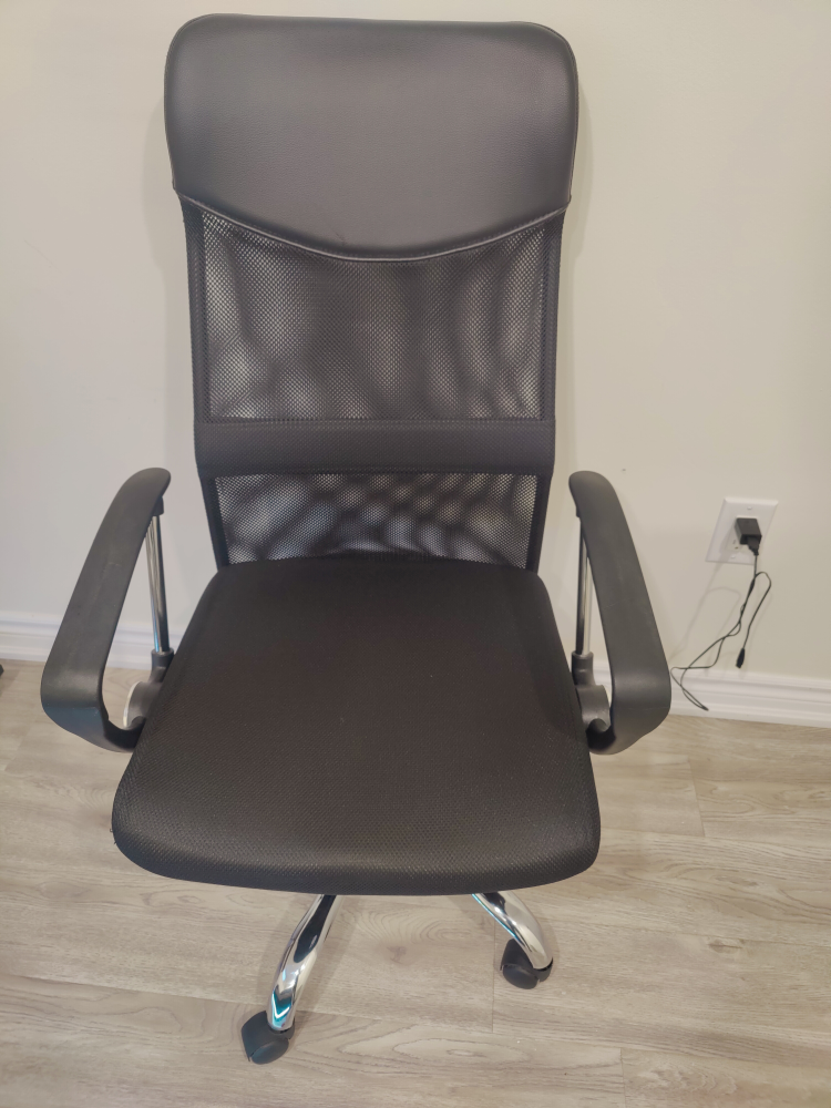 Black Mesh Office Chair