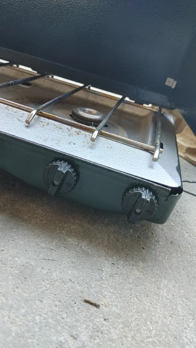 Coleman Classic Two Burner Propane Stove image indicator(6)