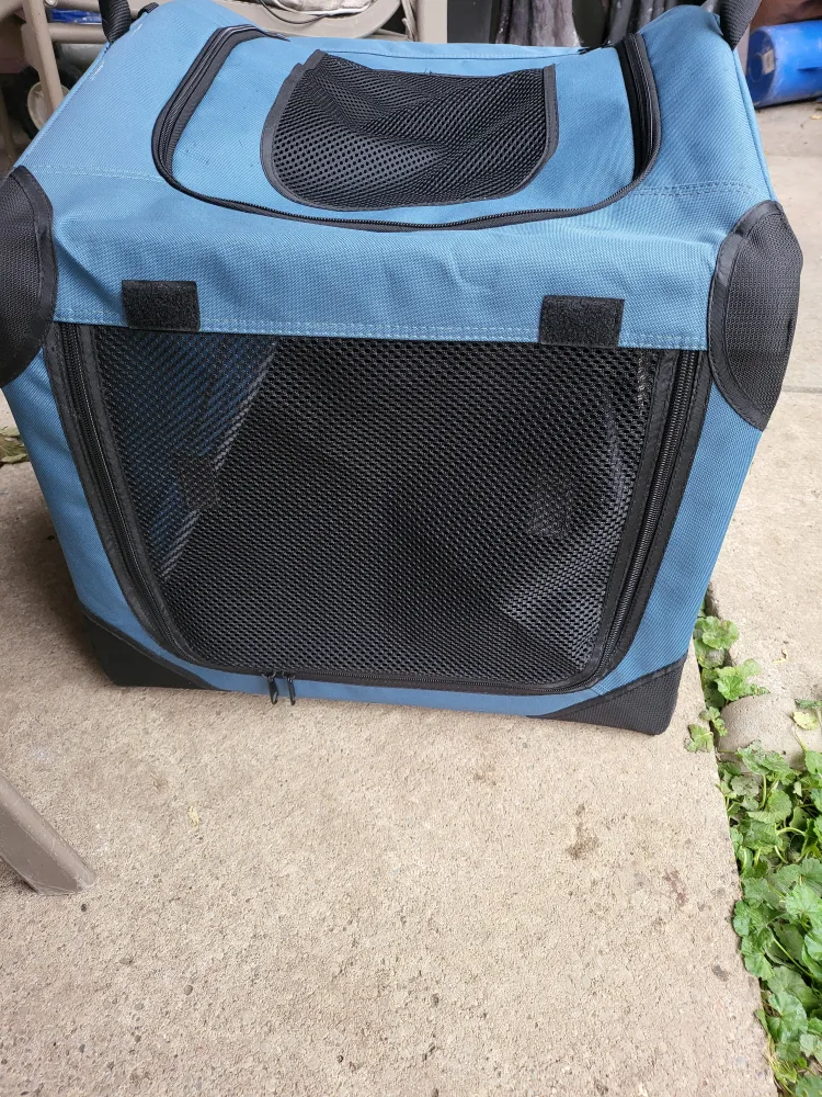 Pet Carrier/Dog Crate image indicator(2)