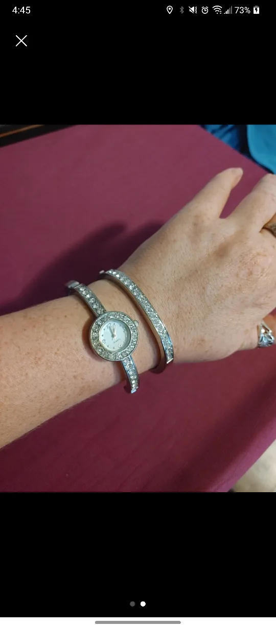 Silver Watch and Bracelet Set image indicator(2)