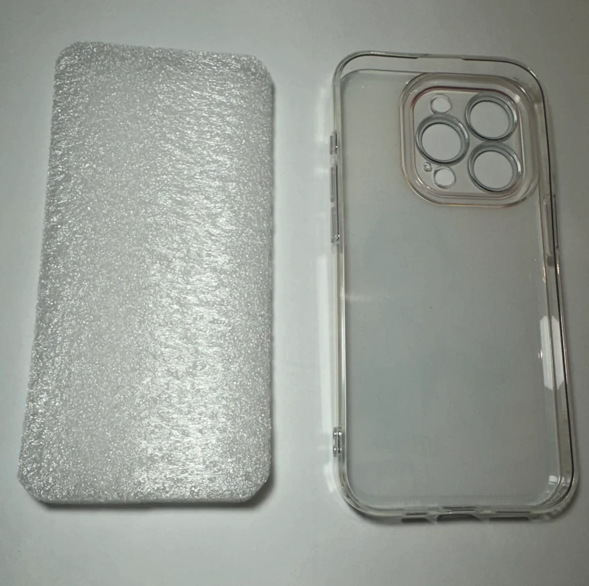 Naruto Phone 15 Pro Case image indicator(3)