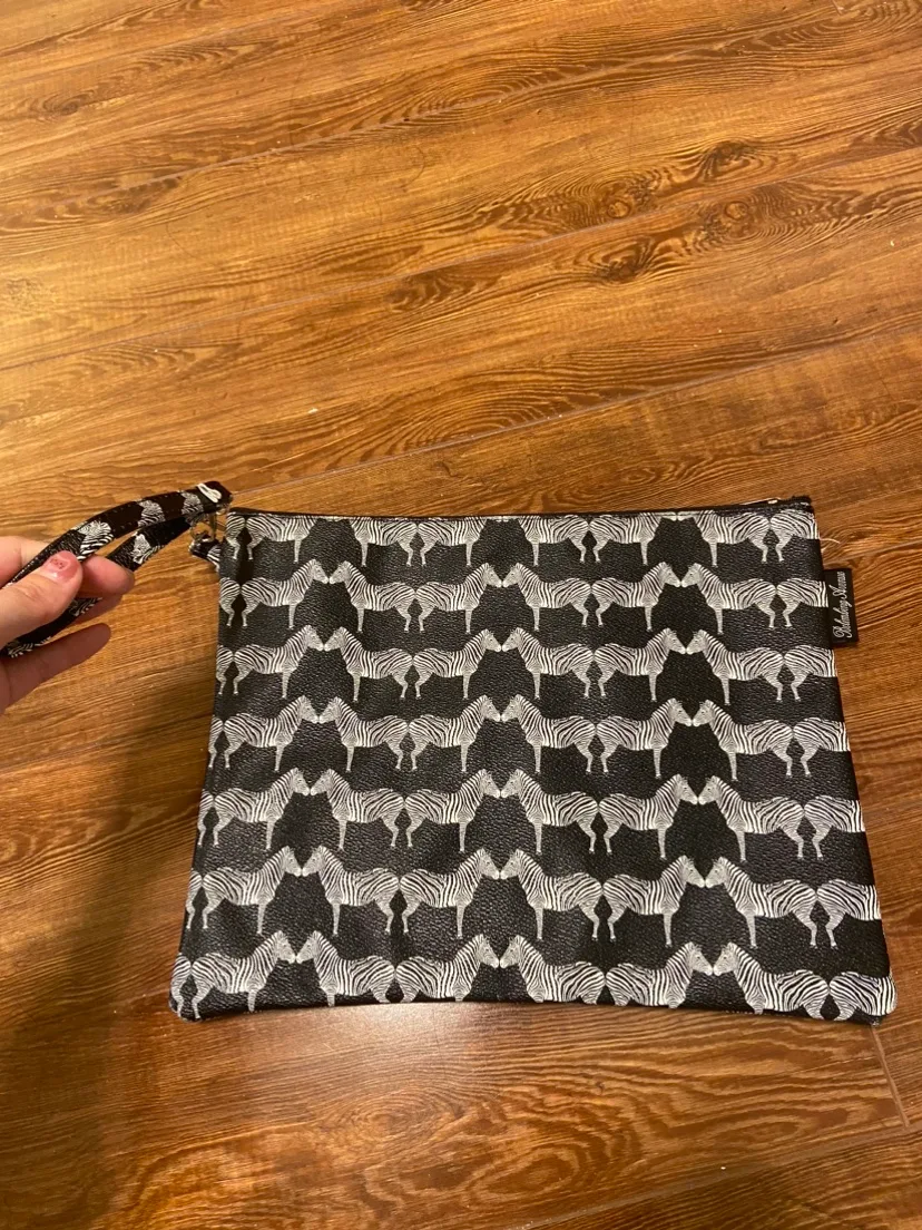 Zebra Clutch image indicator(2)