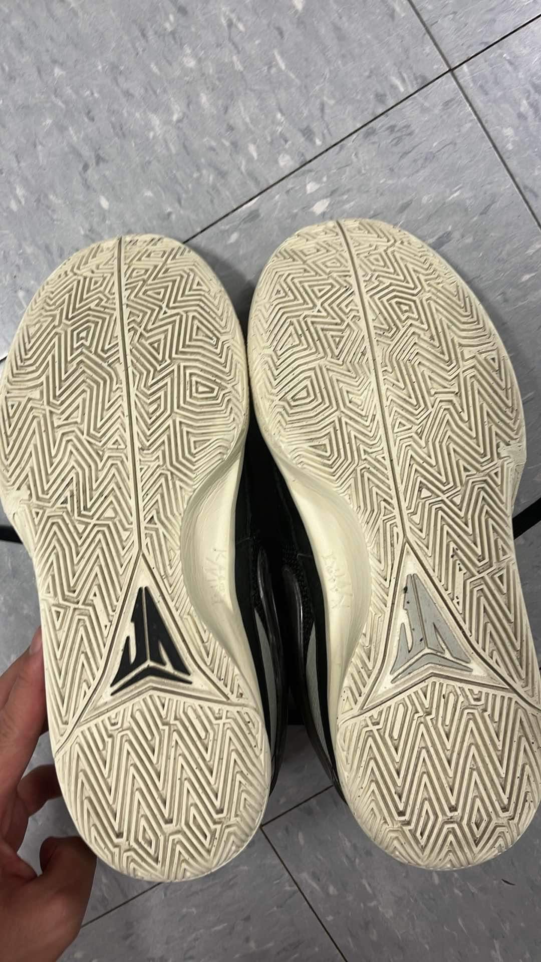 Ja Morant 1 Basketball shoes Size 10.5 - photo 3