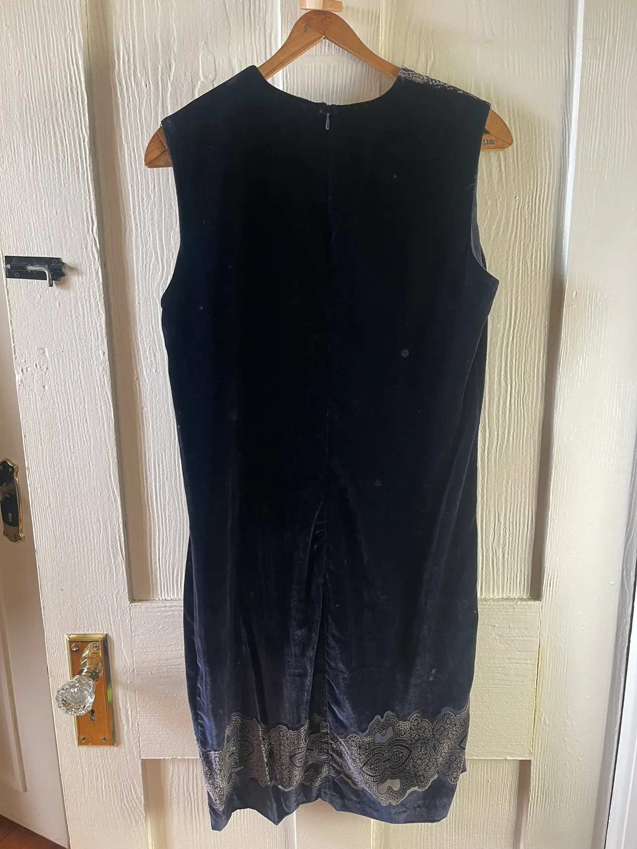Joe Fresh Velvet Dress Size 4 image indicator(2)