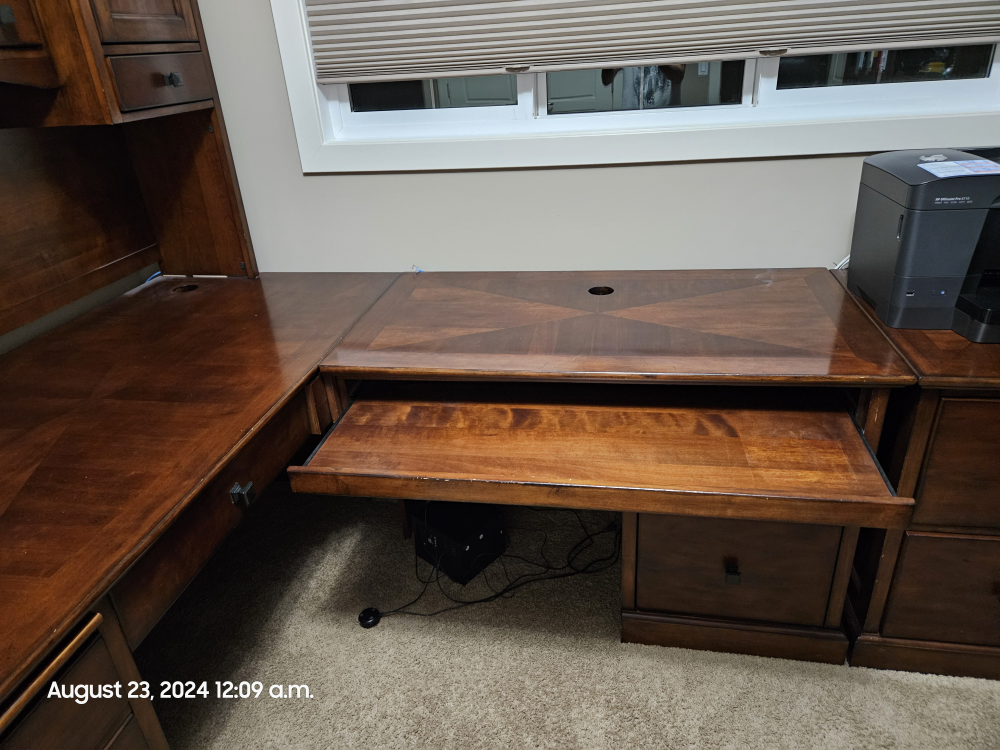 Corner Desk with Hutch - photo 2