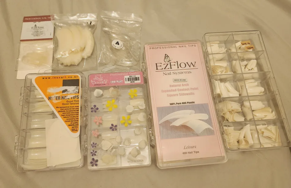 Mixed Fake Nails for extension thumbnail