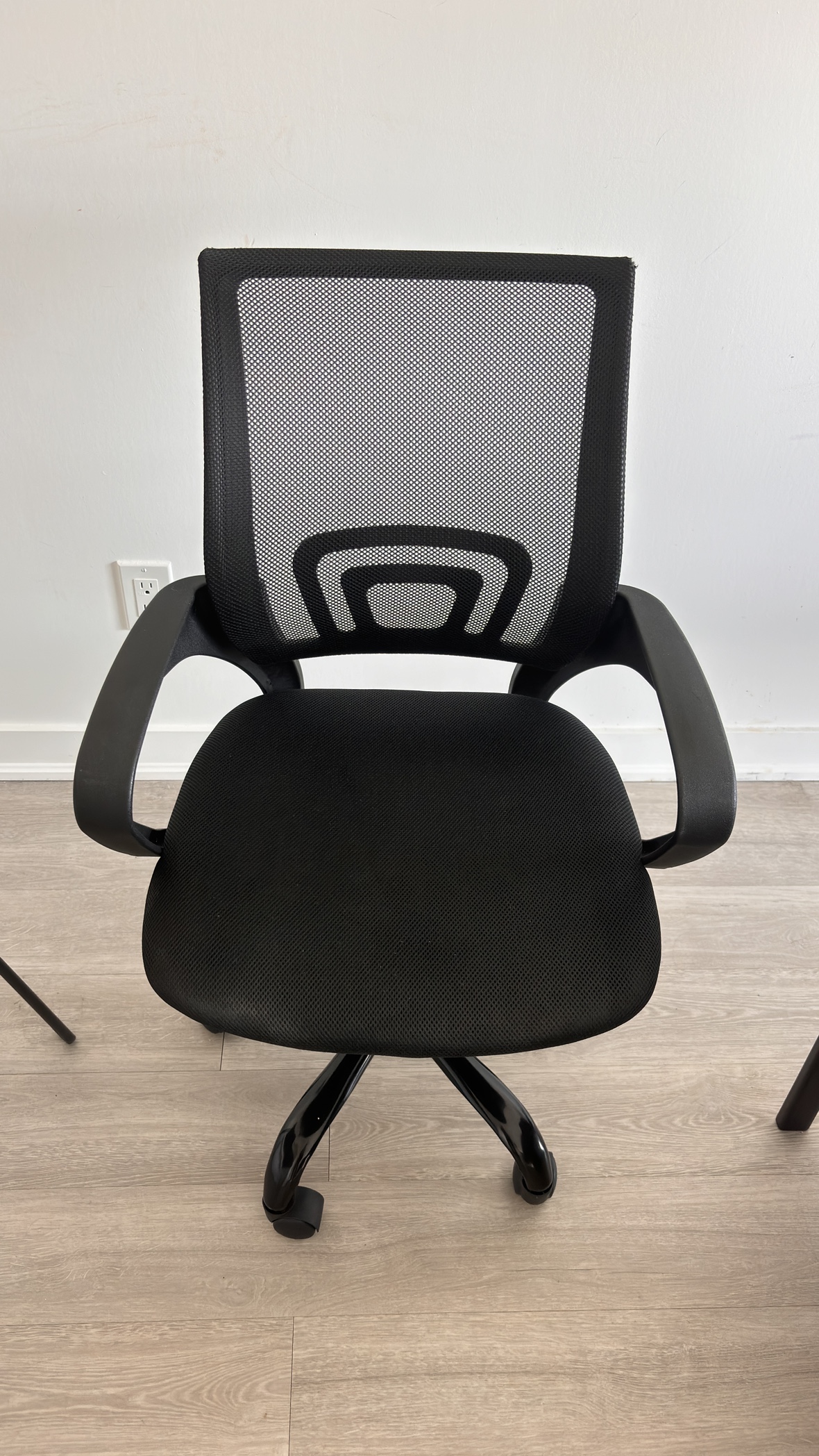 Black Office Chair - photo 2
