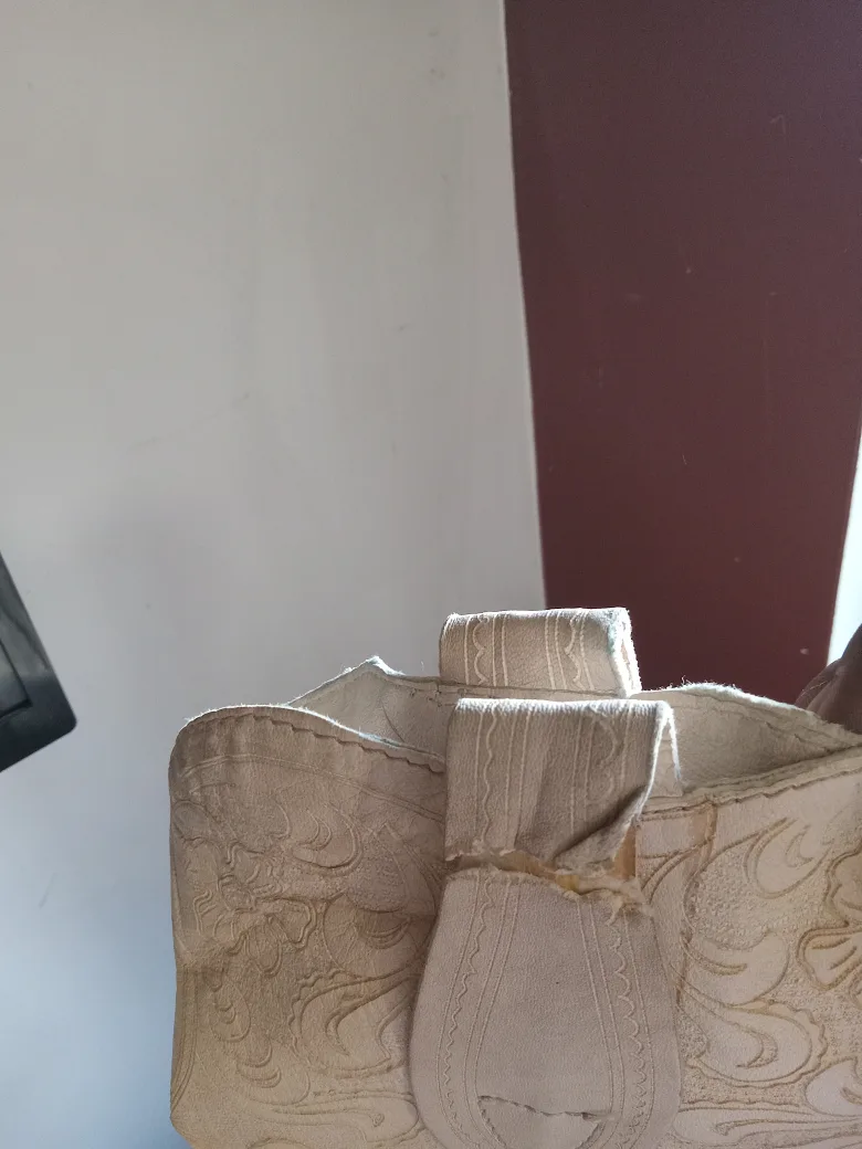 White Leather Cowboy Boots image indicator(2)