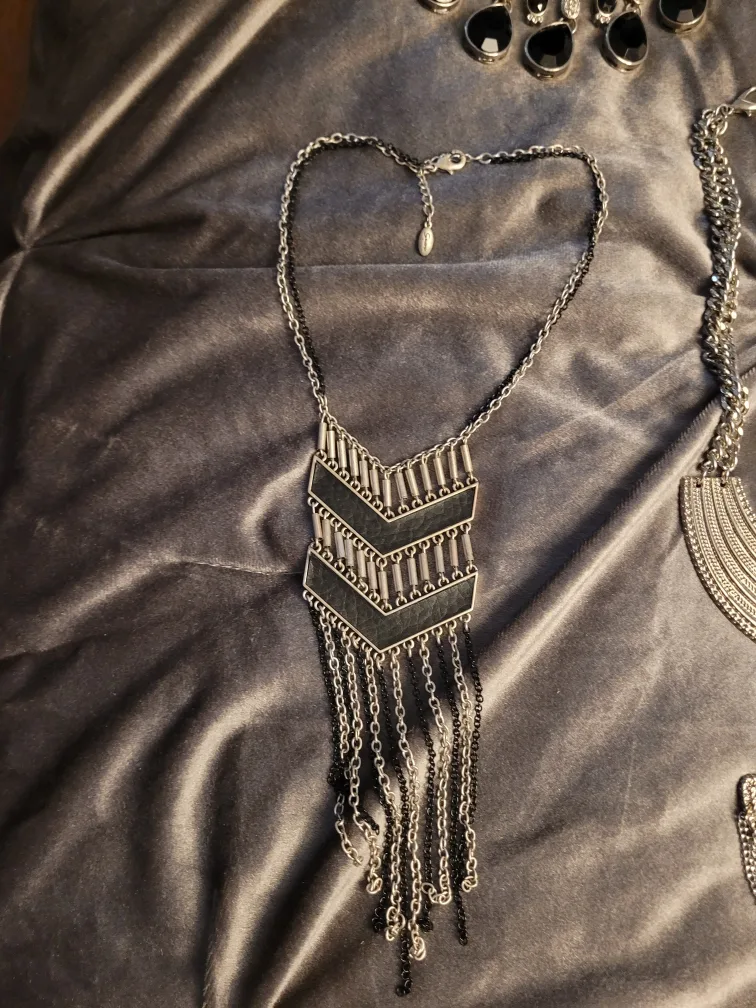 Statement pieces great for gifting image indicator(4)