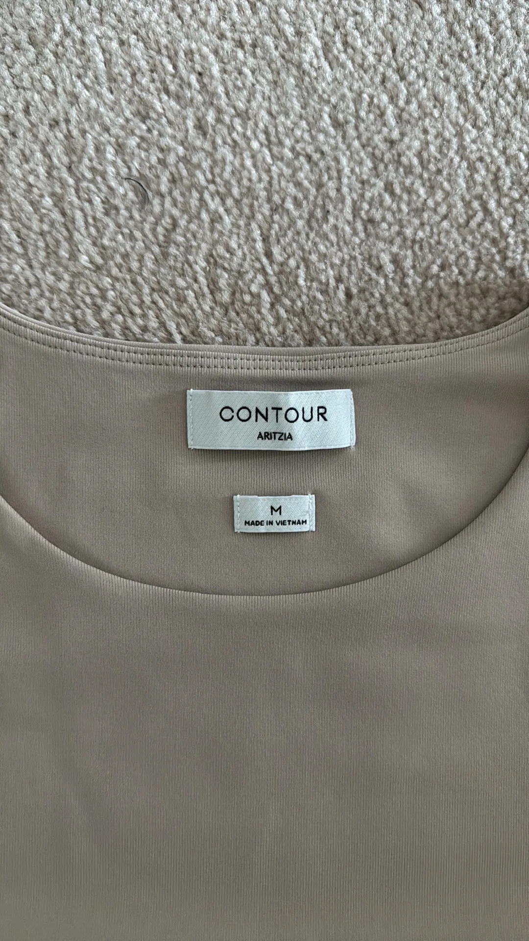 Aritzia | Contour Tee Crew Neck image indicator(4)