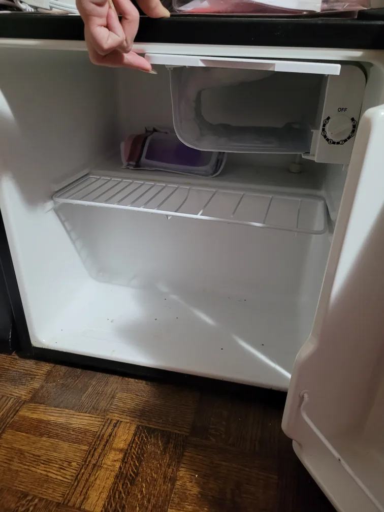 The most badass mini fridge ever image indicator(3)